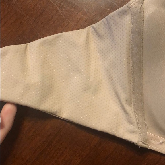 Wonderbra - Picture 2 of 4